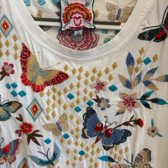 Johnny Was Embroidered Top Size Large with Butterflies Excellent Condition - Picture 6 of 8